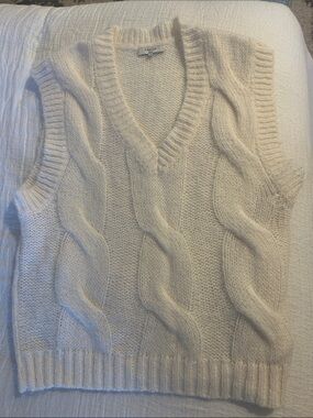 FRNCH Cream Cable-Knit V-Neck Sweater Vest